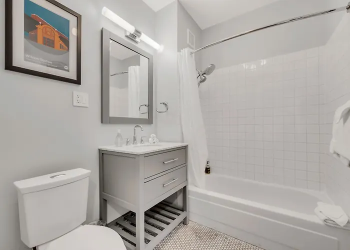 Steps To The Lakefront! This Uptown Beauty Is Everything You Need For A Perfect Chicago Getaway Condo *