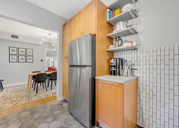 Apartamento Steps To The Lakefront! This Uptown Beauty Is Everything You Need For A Perfect Chicago Getaway Condo *