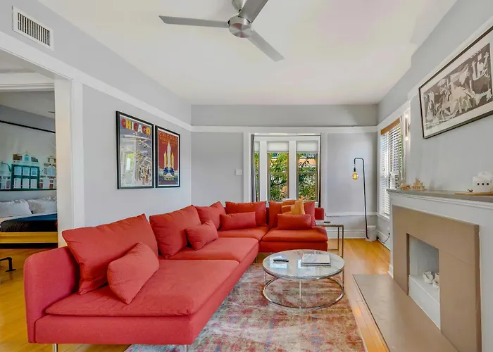 Steps To The Lakefront! This Uptown Beauty Is Everything You Need For A Perfect Chicago Getaway Condo *